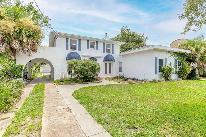 724 N Oleander Ave, FL