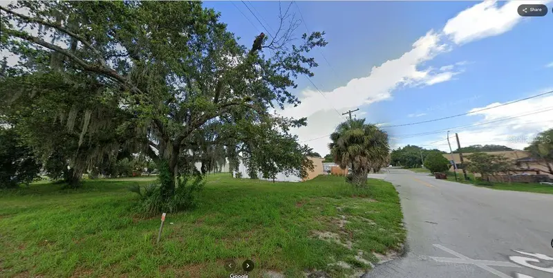 60 E St, FL