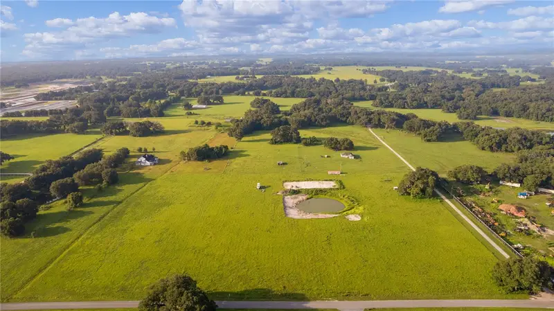 2425 Cr 546a, FL