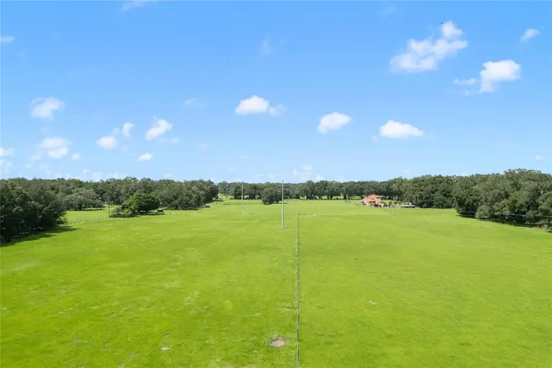 Cr 552, FL