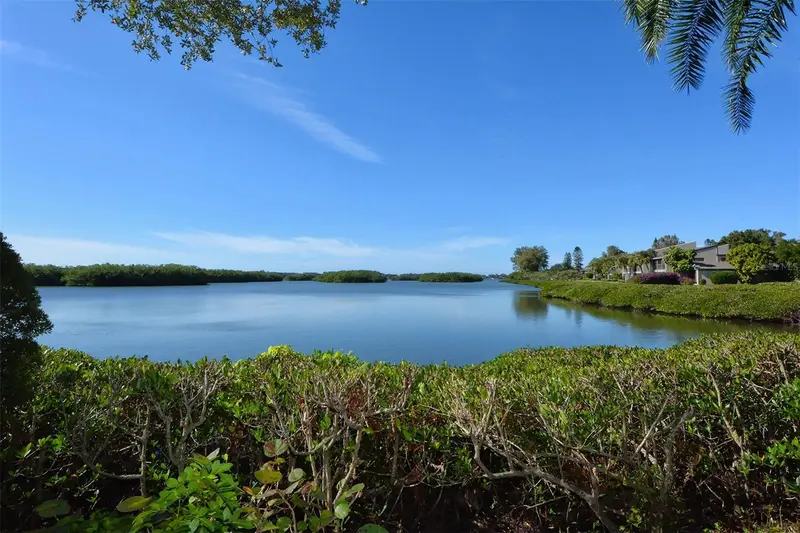 1608 Bayhouse Point Dr #Gl304, FL