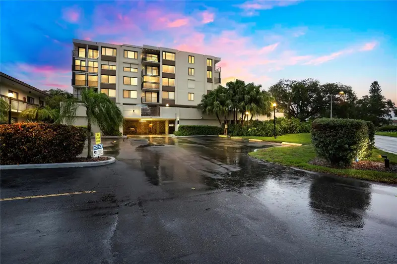 6219 Palma Del Mar Blvd S #301, FL
