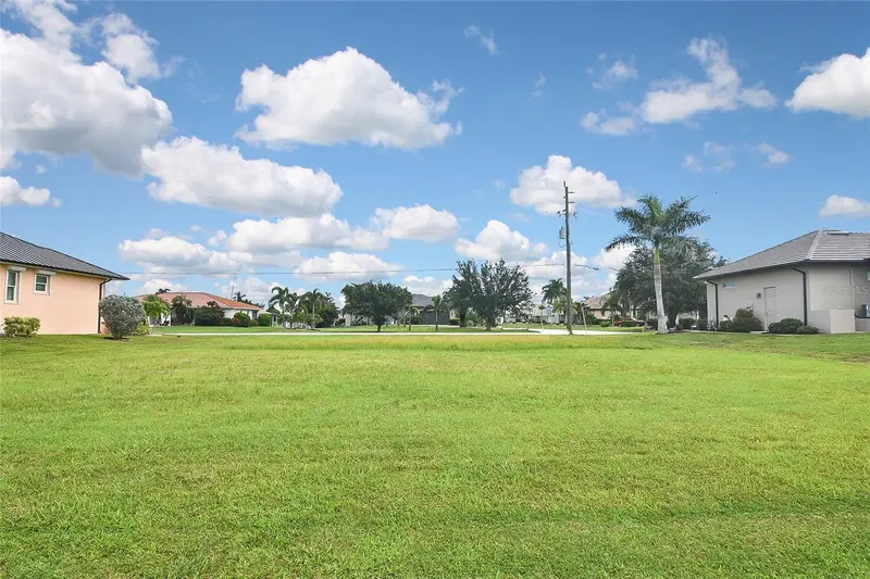 2335 Deborah Dr, FL