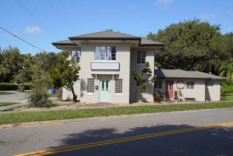 600 Avenue B Nw, FL