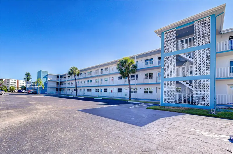 1893 Shore Dr S #206, FL