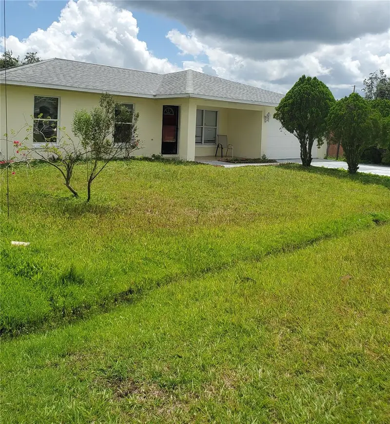 735 Toulon Dr, FL