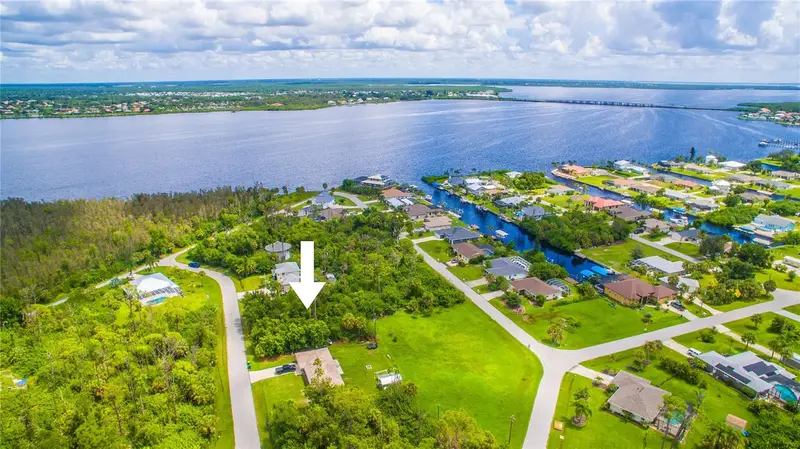 5042 Fifer Ter, FL