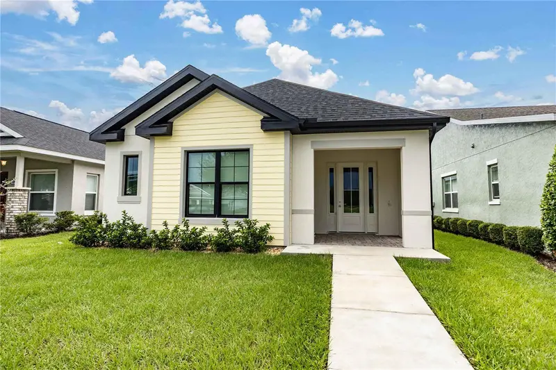 10619 Grand Oaks Blvd, FL