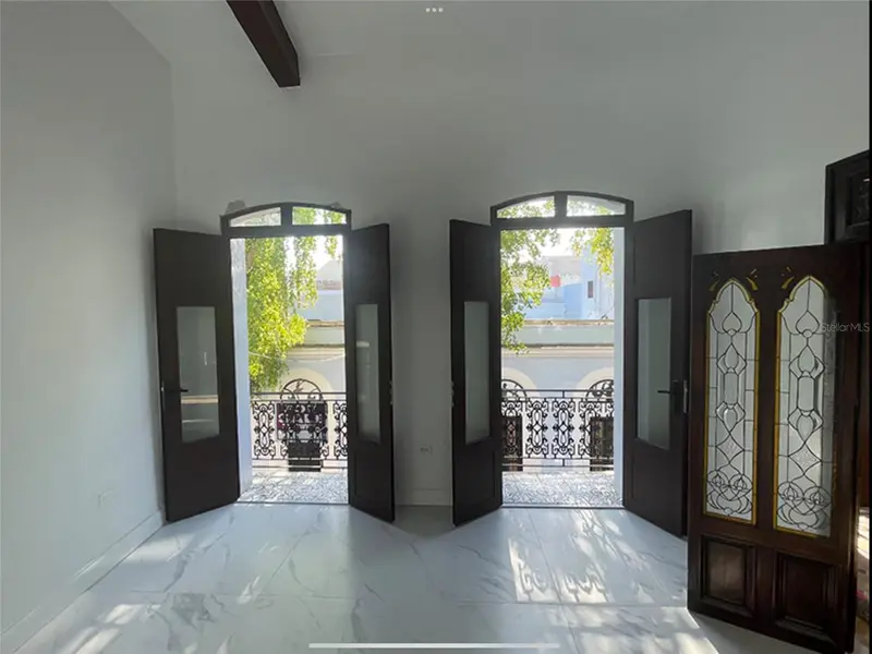 9 Del Mercado #2, PR
