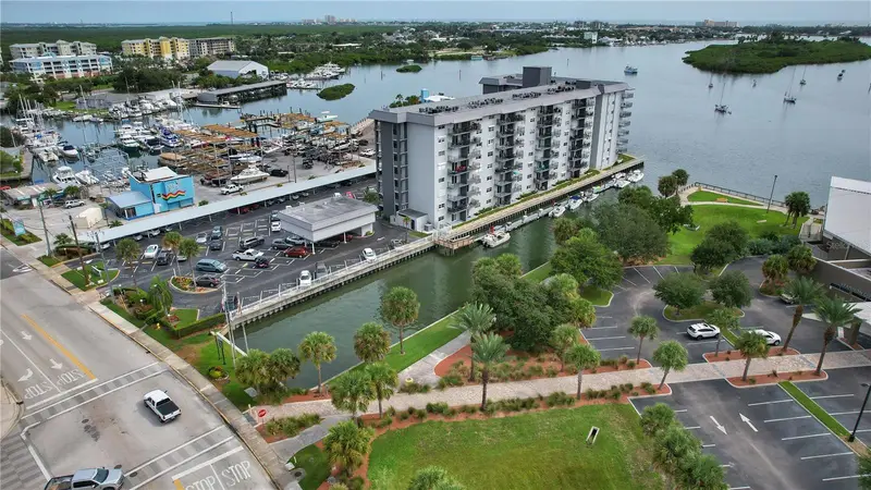 101 N Riverside Dr #4140, FL