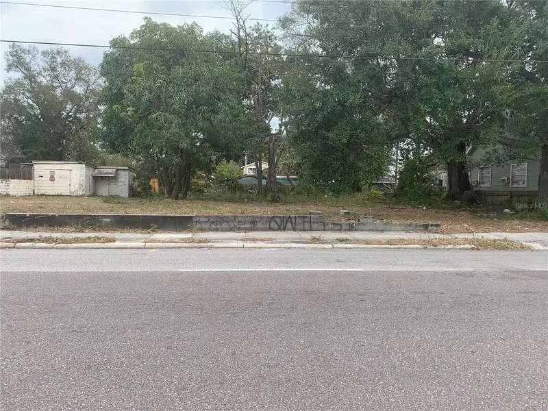 3011 N 15th St, FL