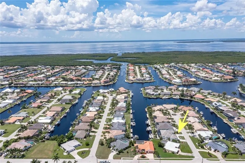 2511 Rio Largo Ct, FL