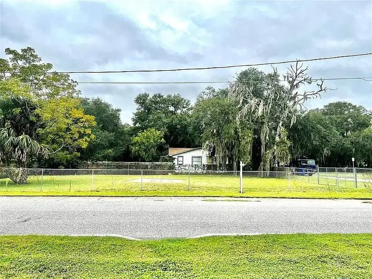 W Ruby St, FL