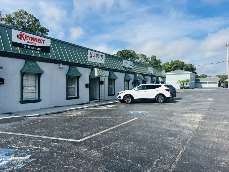 1950 W Dr Martin Luther King Jr Blvd, FL