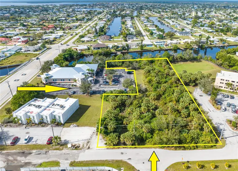 4445 Lister St, FL