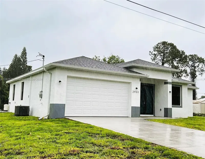2901 Leeland Heights Blvd E, FL