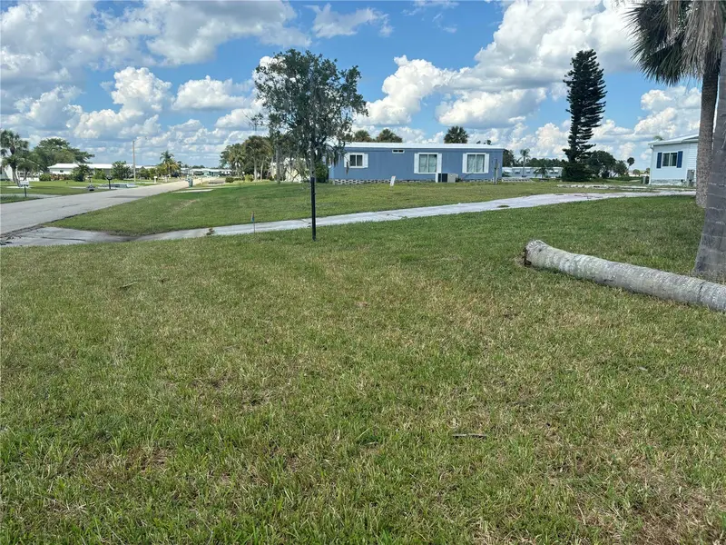 1533 Blue Heron Dr, FL