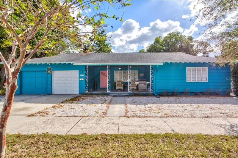 1270 5th St, FL