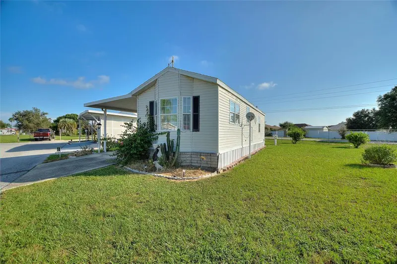 251 Patterson Rd #J19, FL