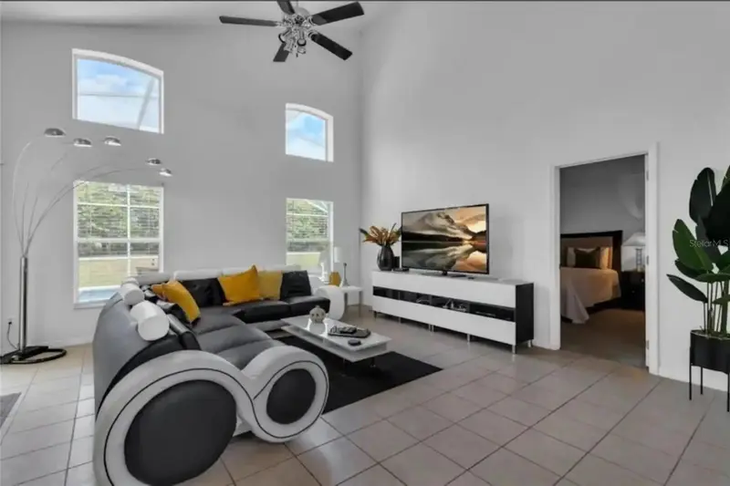 145 Cork Way, FL