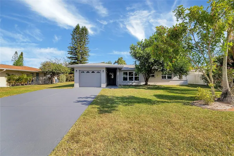 60 Golfview Rd, FL