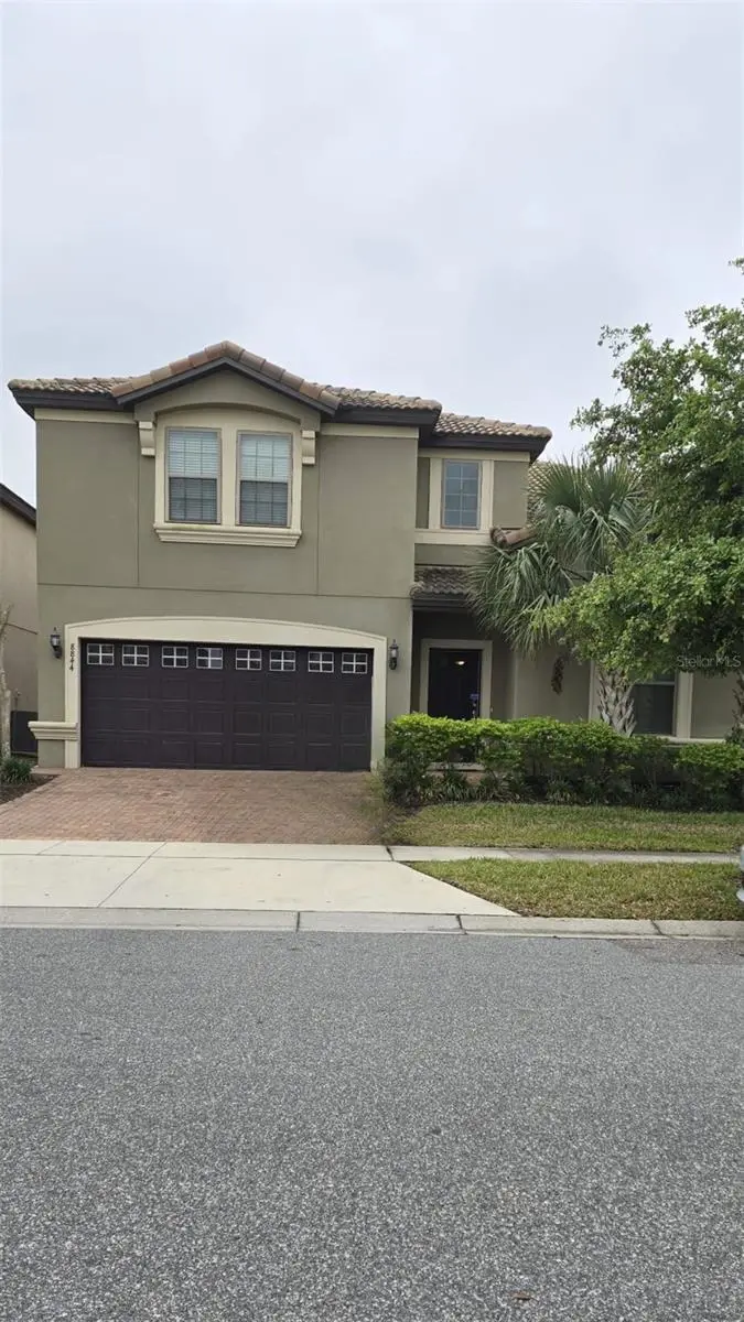 8844 Corcovado Dr, FL