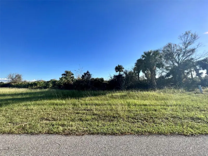 443 Albatross Rd, FL