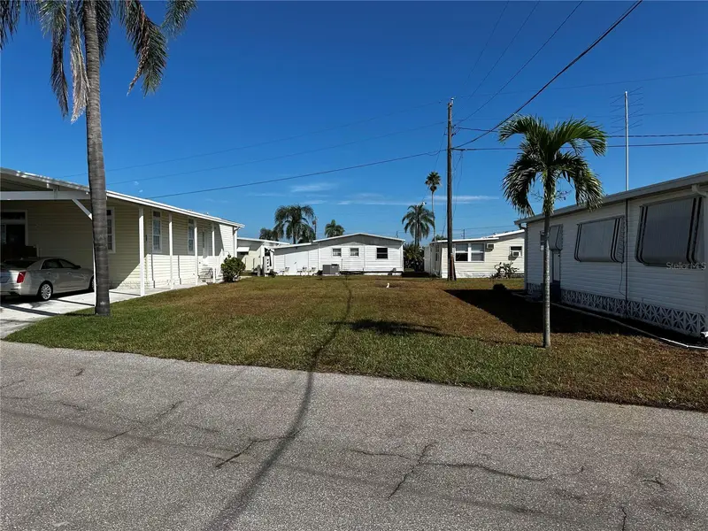 256 Jamaica Dr, FL