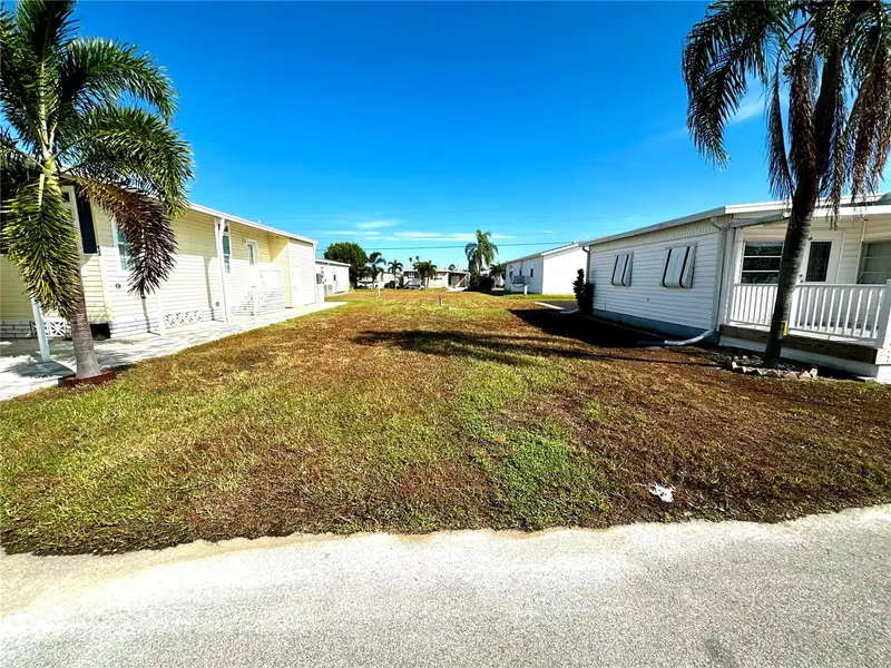 15 Flores Dr, FL