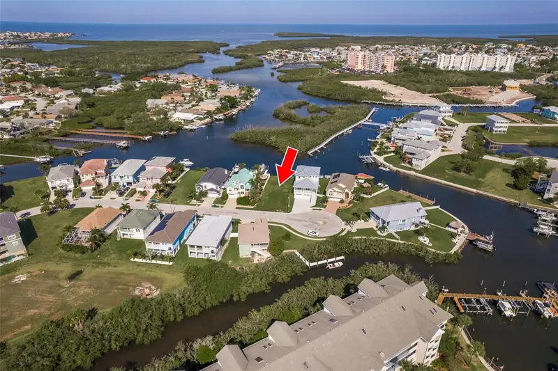 5627 Jobeth Dr, FL