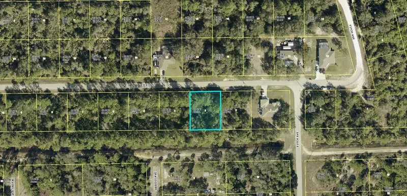 4240 E 24th St, FL