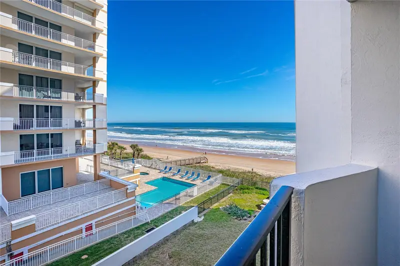1415 Ocean Shore Blvd #303, FL