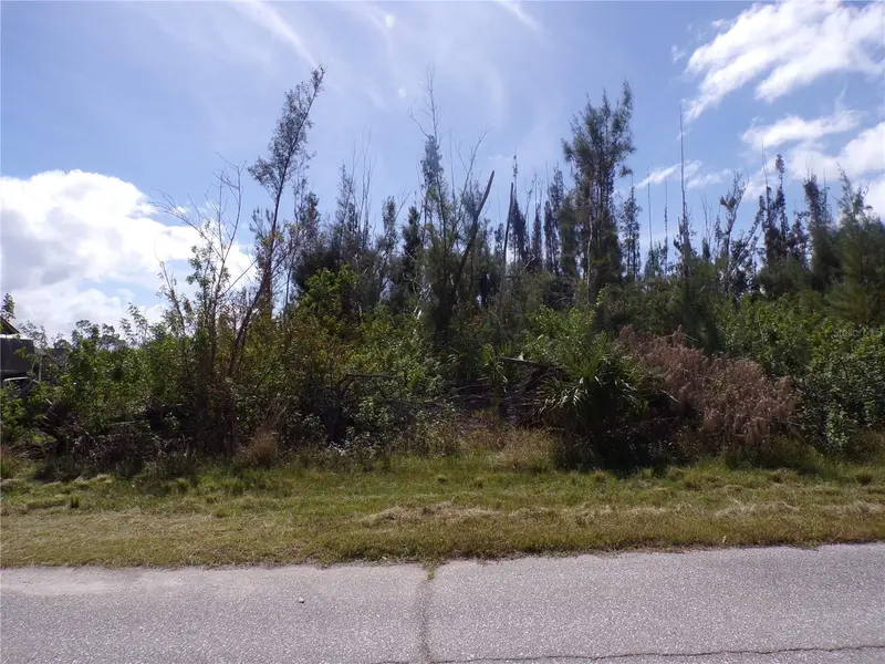 16724 Liggett Cir, FL
