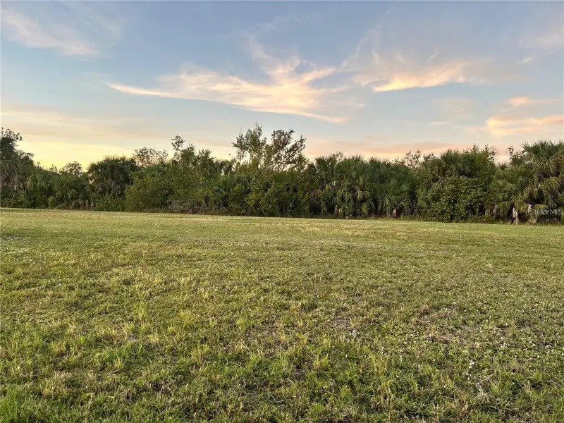 16907 Acapulco Rd, FL