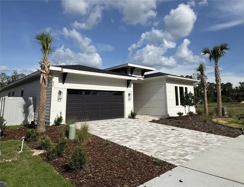 835 Sw 145th Dr, FL