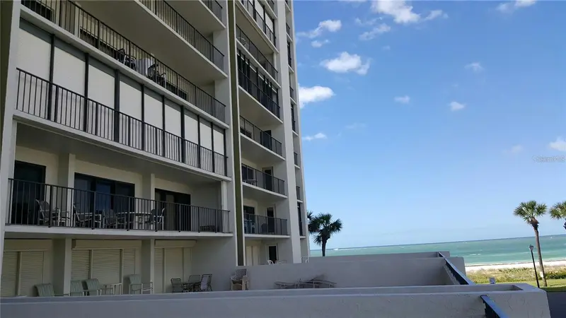 1480 Gulf Blvd #106, FL
