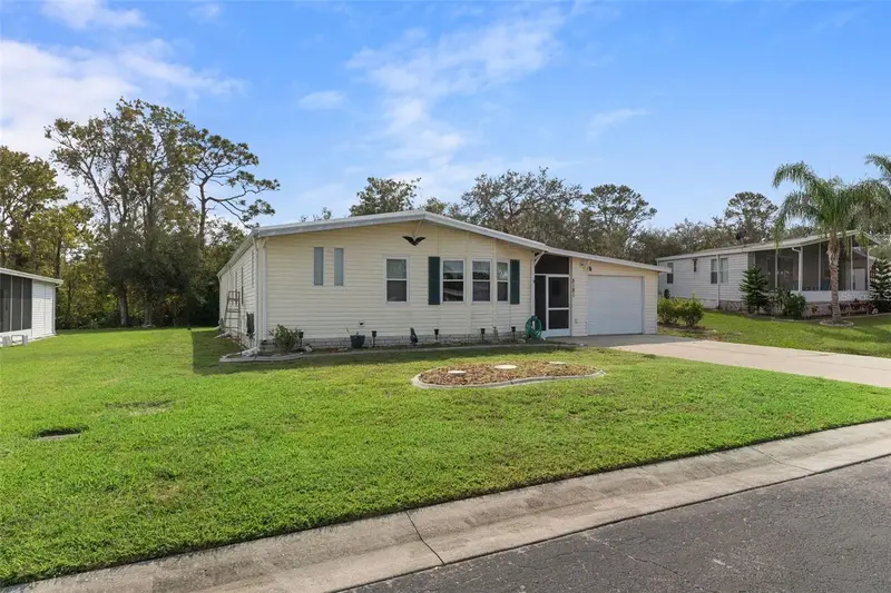 5181 Forest Glenn Dr, FL