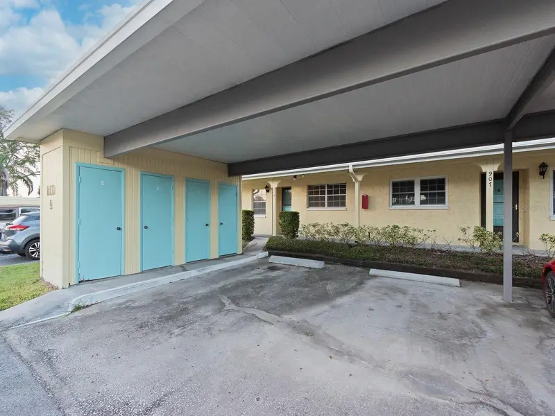 2465 Northside Dr #906, FL