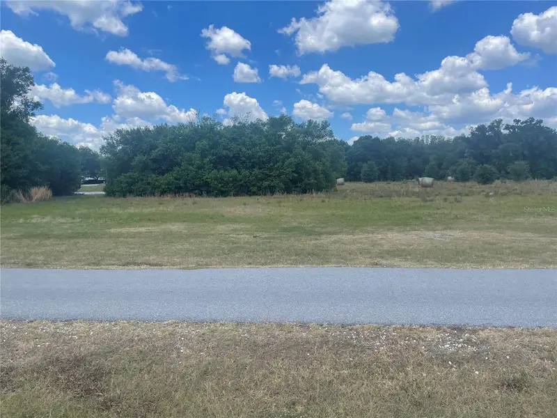 101 Lake Hobbs Rd, FL
