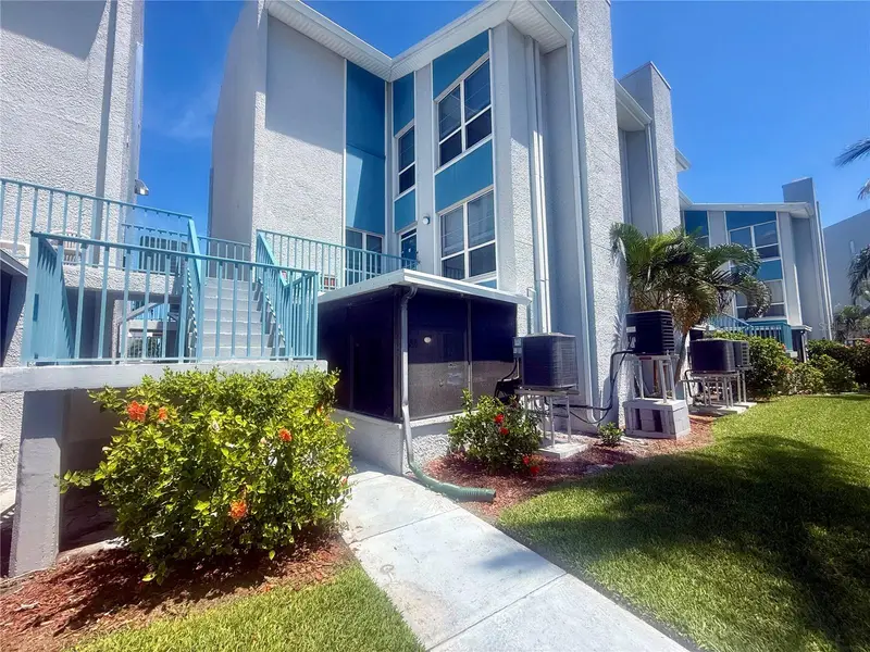 179 Medallion Blvd #C, FL