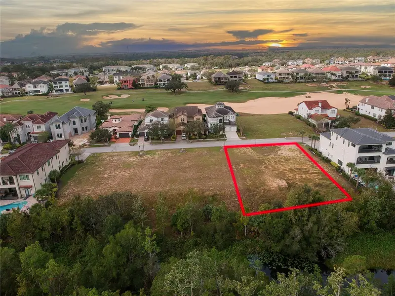 560 Muirfield Loop, FL