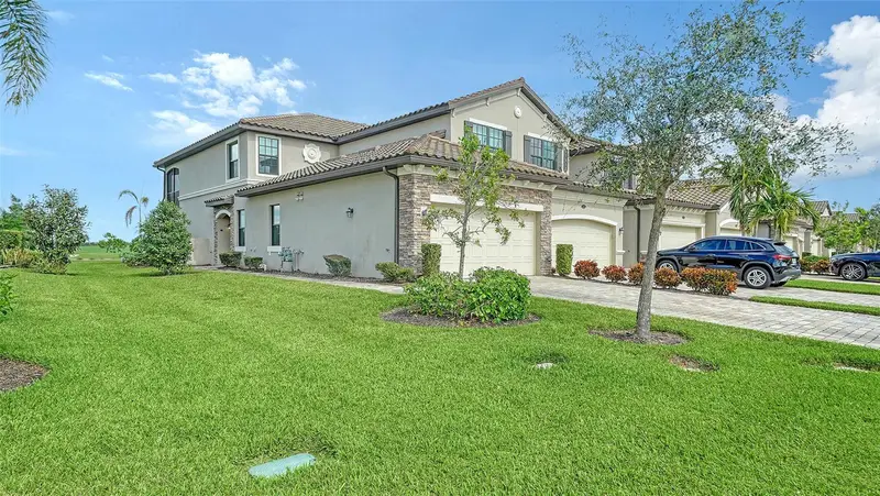17815 Gawthrop Dr #101, FL