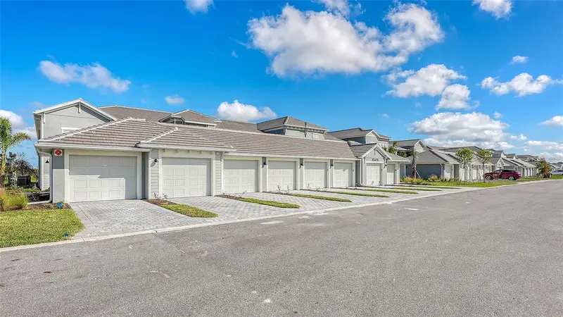 17475 Opal Sand Dr #101, FL