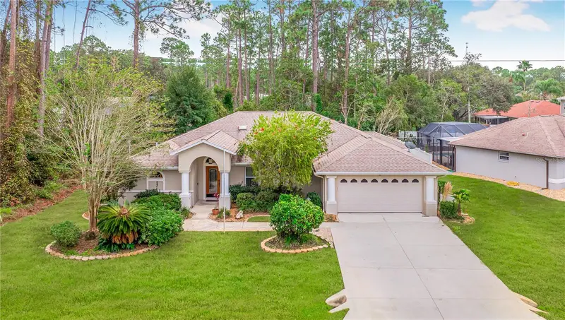 32 Woodward Ln, FL