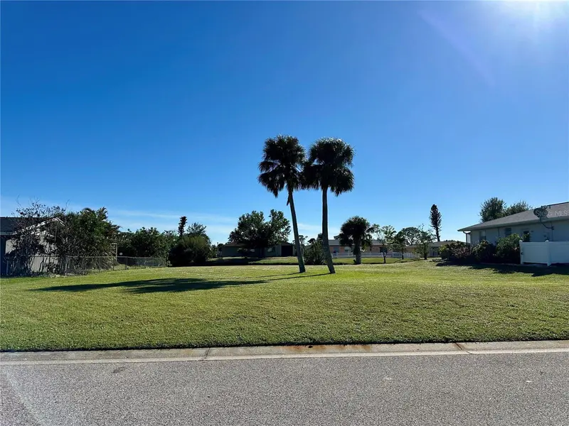 254 Annapolis Ln, FL