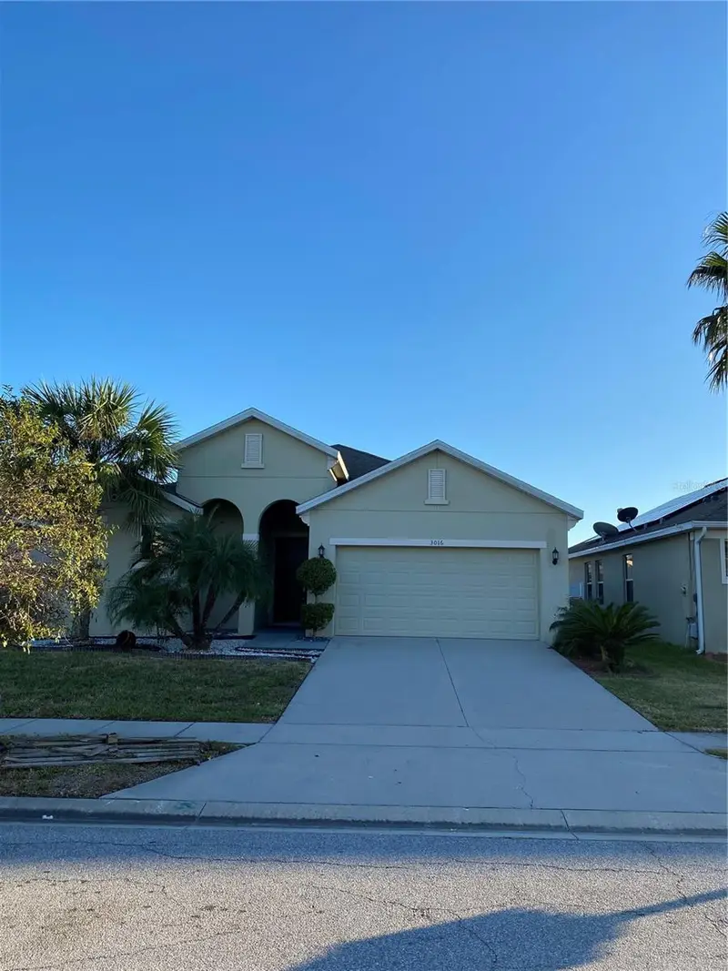 3016 Madelia Ln, FL