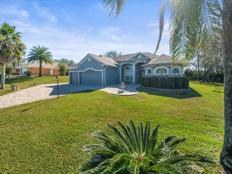 10307 Ridge Top Loop, FL