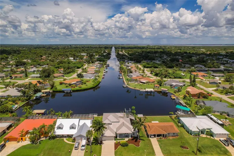 4440 Tatum St, FL
