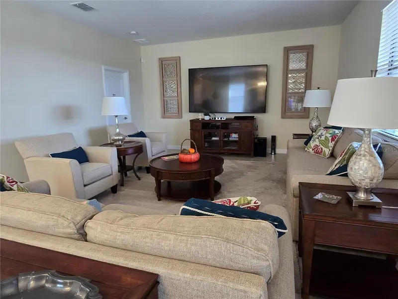 9037 Shadow Mountain St, FL