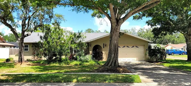 7801 17th Way N, FL